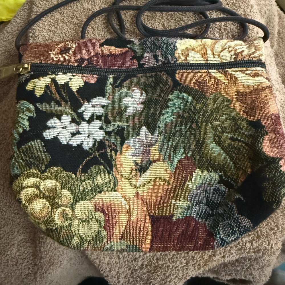 HANDMADE !!***VINTAGE***!!!! LOOK!!! 👀 - Picture 2 of 5